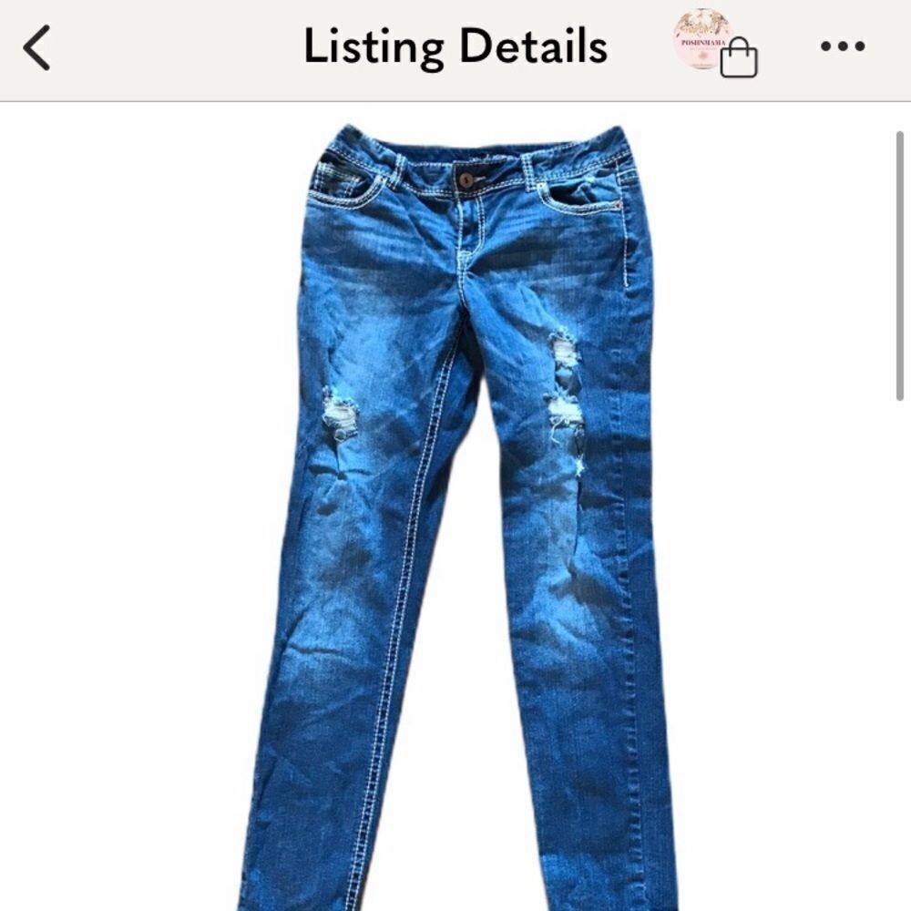 Maurices Distressed Size 5/6 Jeans